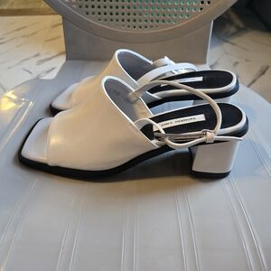 White open toe belted sandals / block heels size 7.5